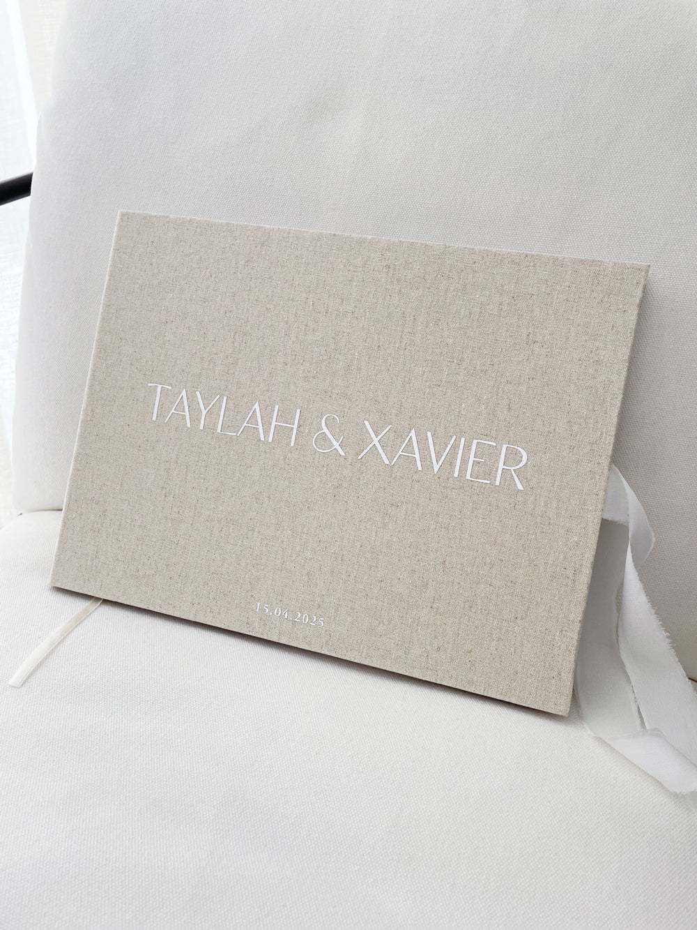 Wedding Guest Book - Minimalistic Linen - Vorfreude Stationery