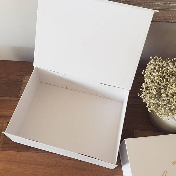 
                  
                    White Gift Box - Vorfreude Stationery
                  
                